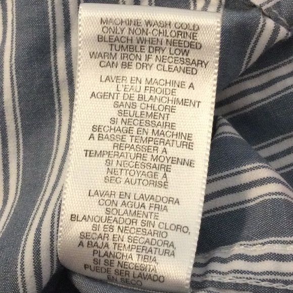 M MICHAEL Michael Kors button down pinstriped blue shirt - Picture 15 of 15